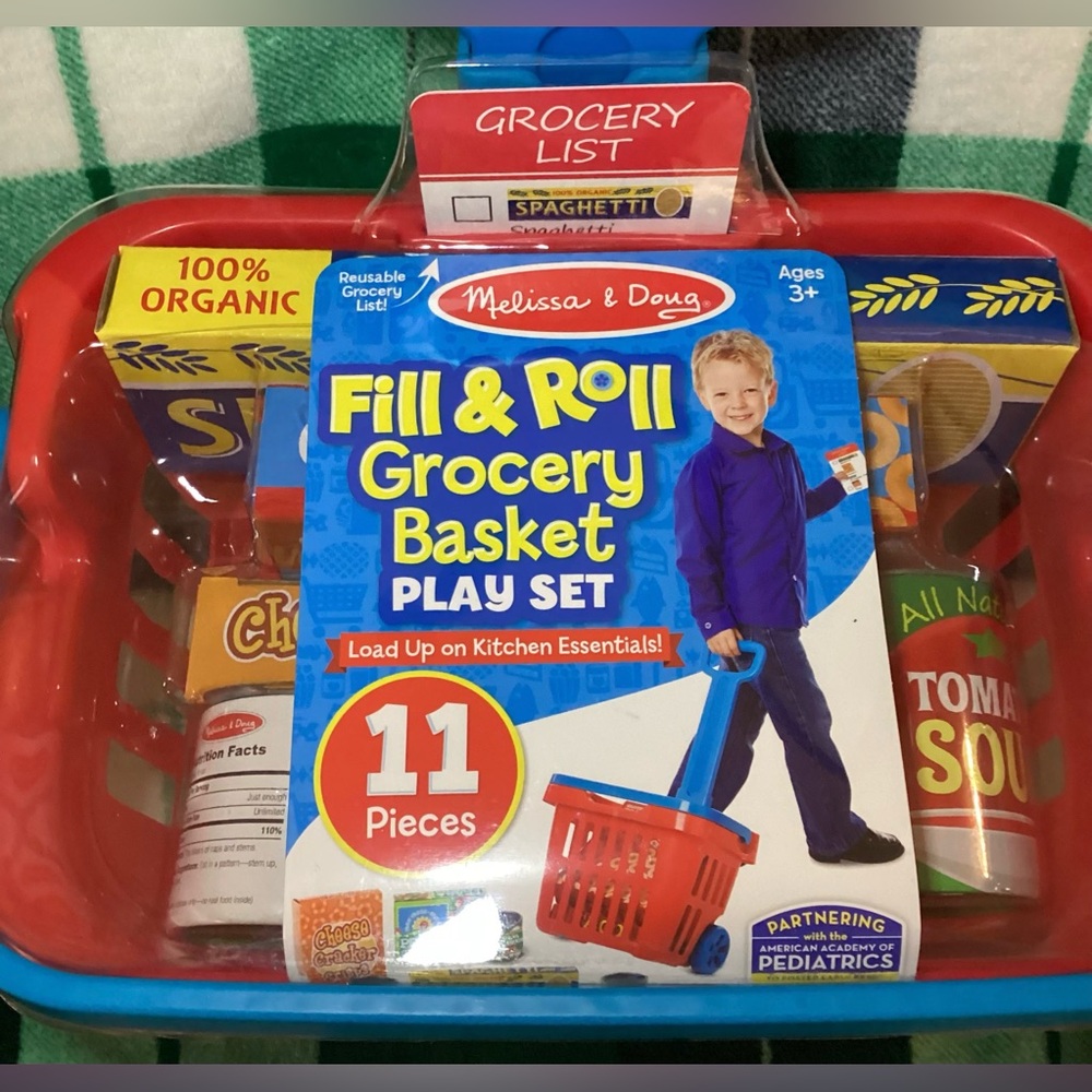Melissa & Doug Fill & Roll Grocery Basket - Picture 6 of 10